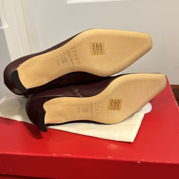 NIB Staud Wally Ankle Boots Plum 6.5 - Picture 7 of 8